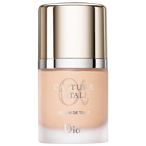 douglas dior foundation